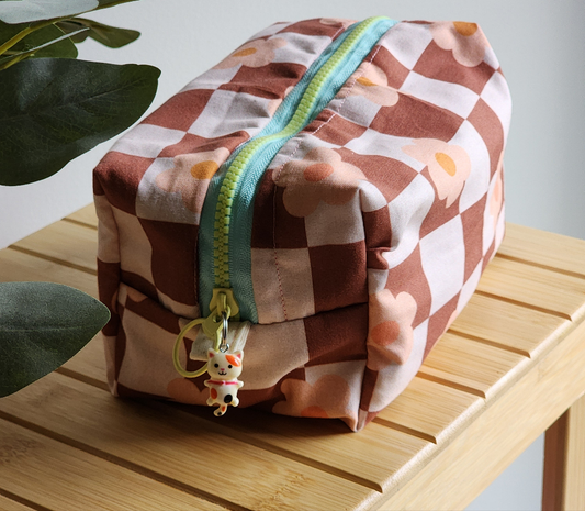groovy floral ( brown and beige)| skincare caddy bag